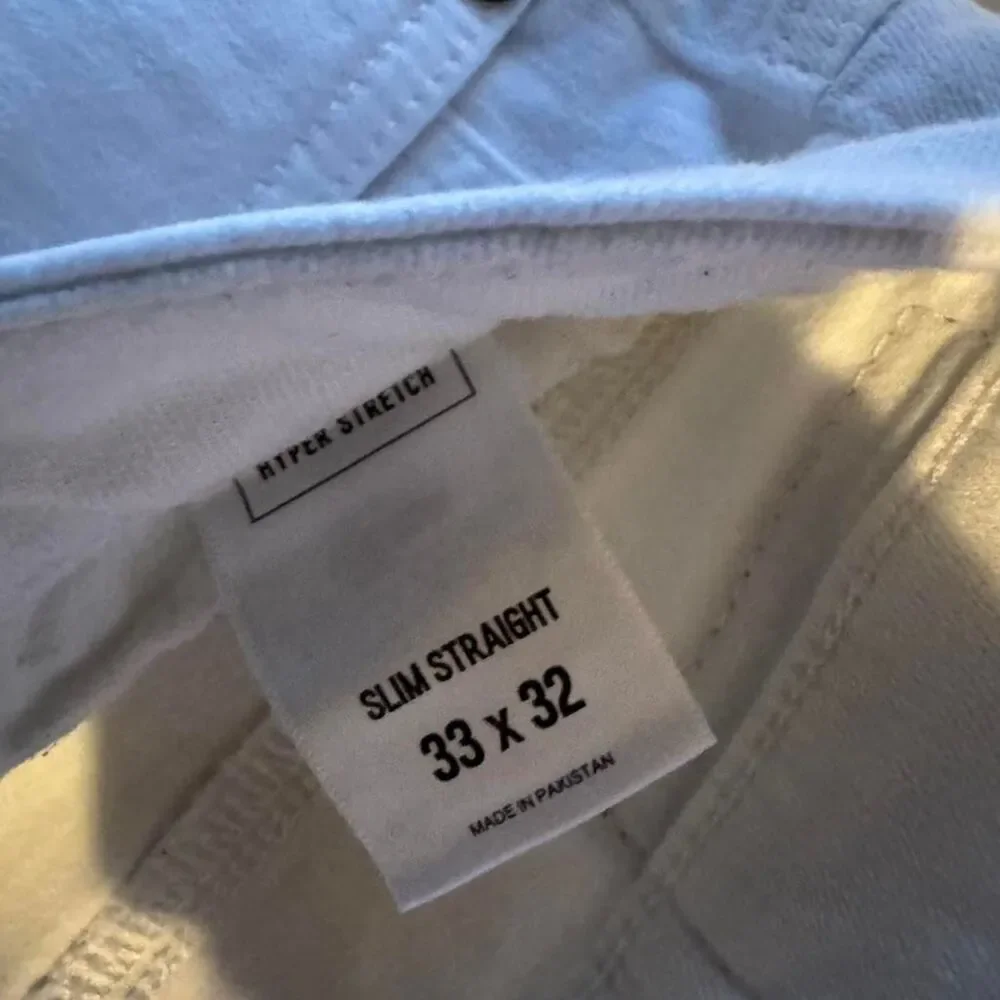 Express Men's White Jeans 32